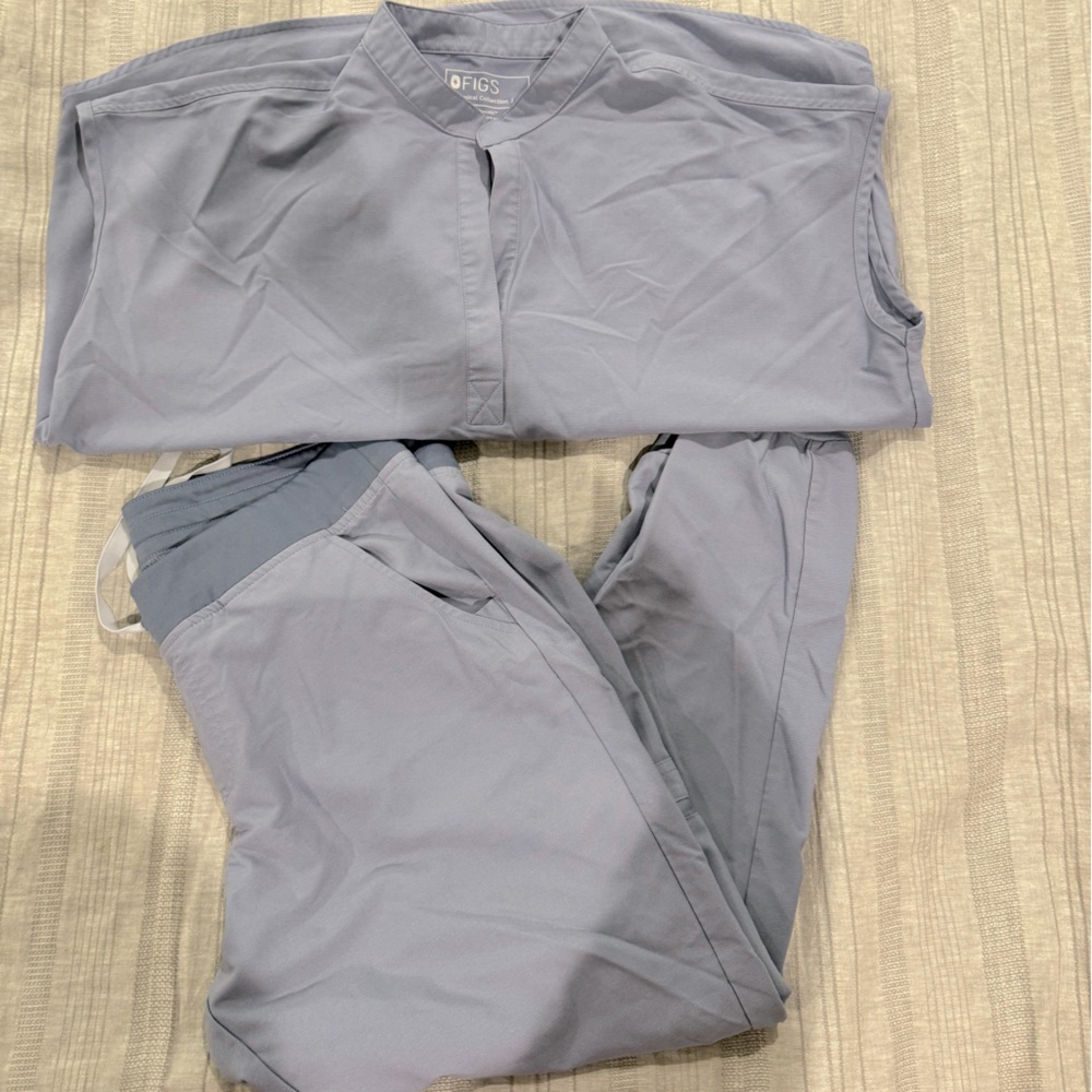 Figs large top and XL joggers